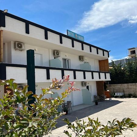 Seahorse Ksamil Exterior foto
